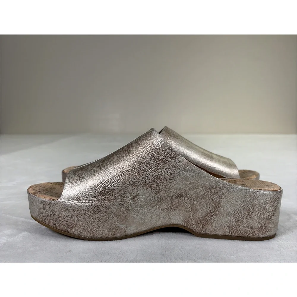 Kork-Ease Women's Yazmin Sandals Brushed Gold Woman’s Size 8 Wedge Slip On Chrty - Picture 8 of 16